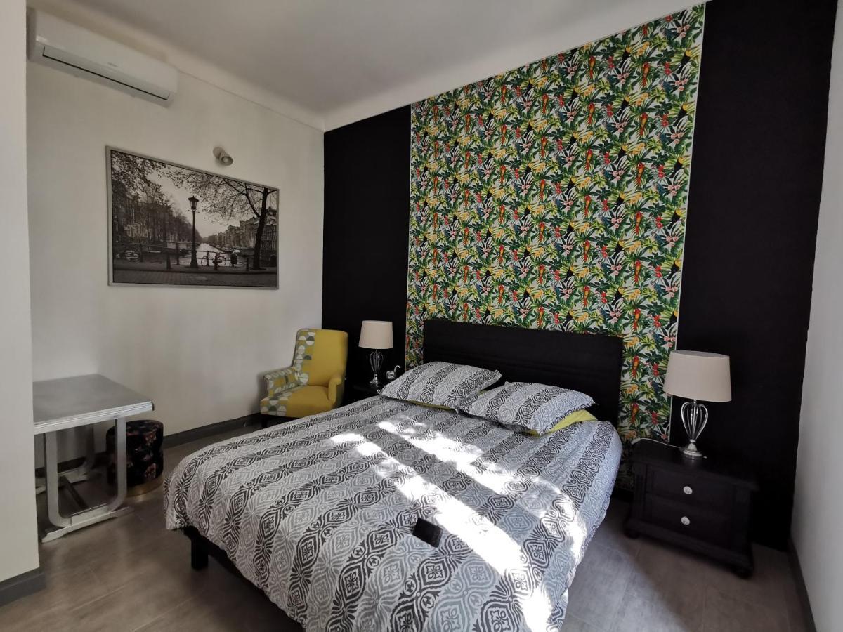 La Maison D Alys Cabannes Dış mekan fotoğraf