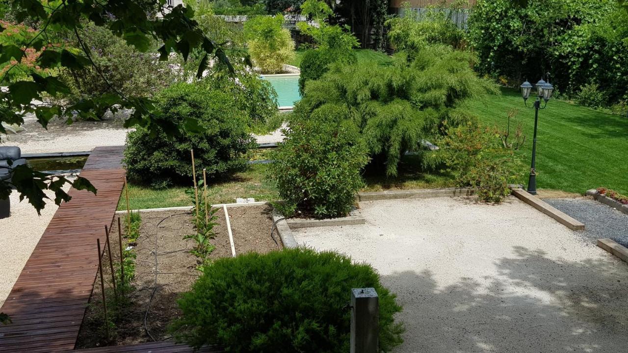 La Maison D Alys Cabannes Dış mekan fotoğraf